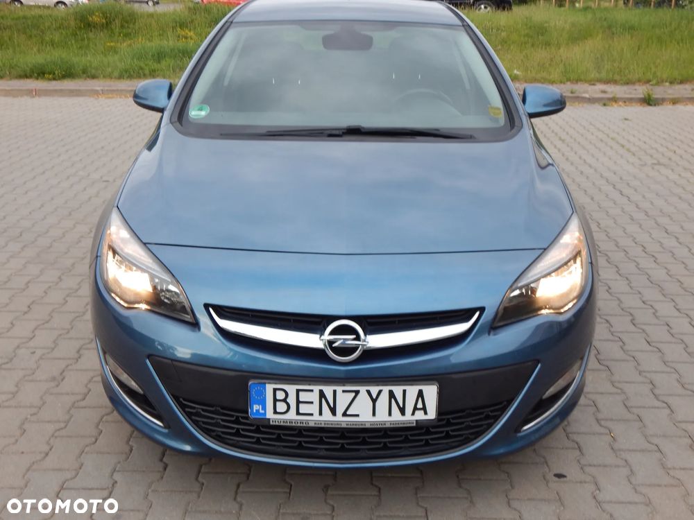 Opel Astra 1.4 T Cosmo EU6 - 39