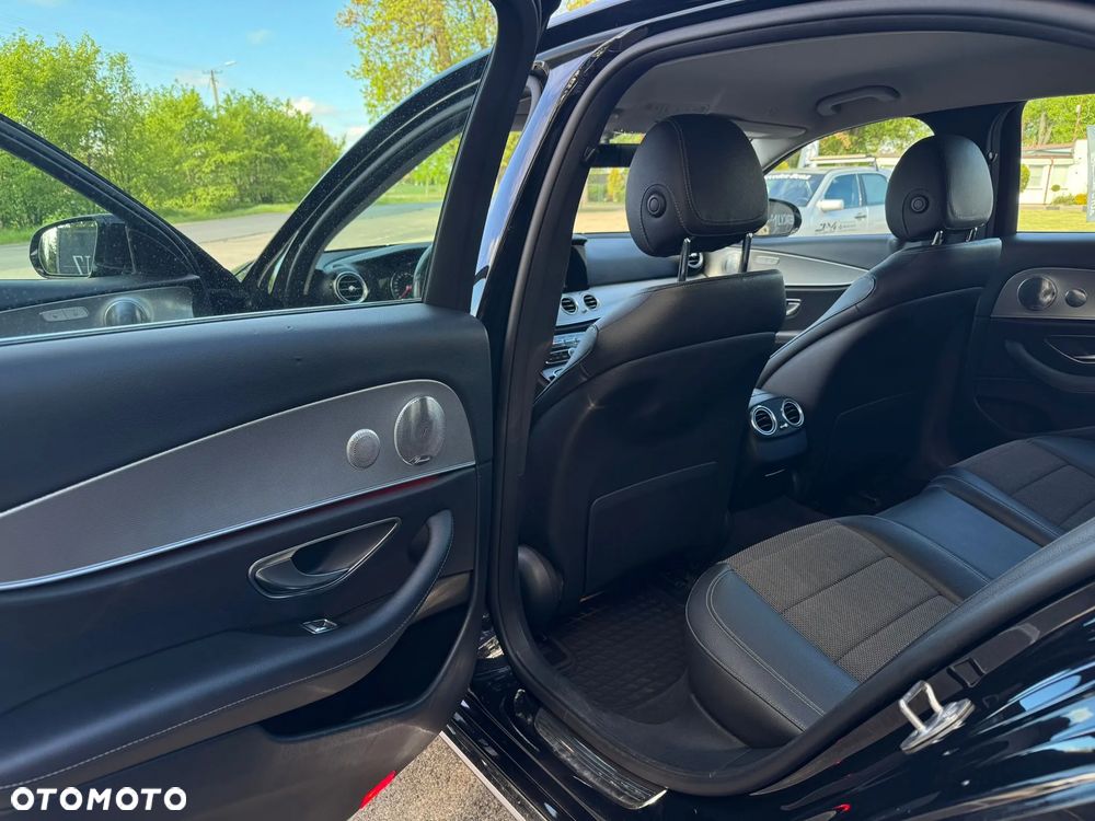 Mercedes-Benz Klasa E 220 d Business Edition 9G-TRONIC - 7