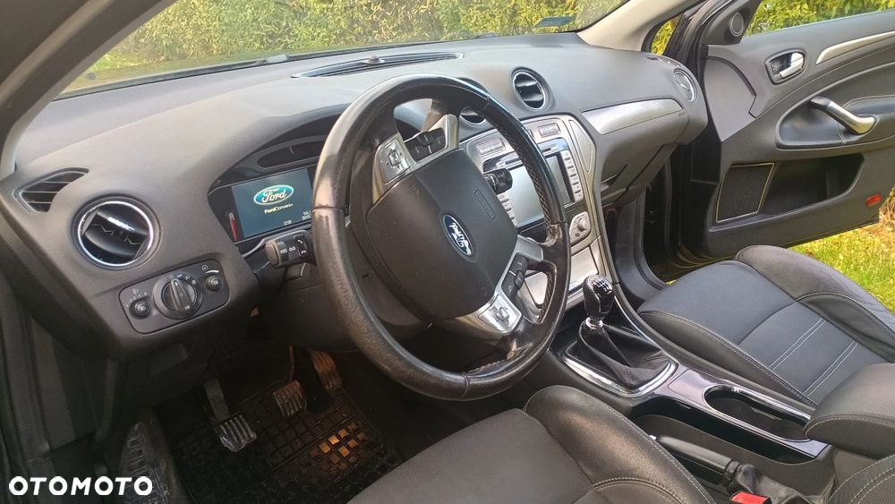 Ford Mondeo - 9
