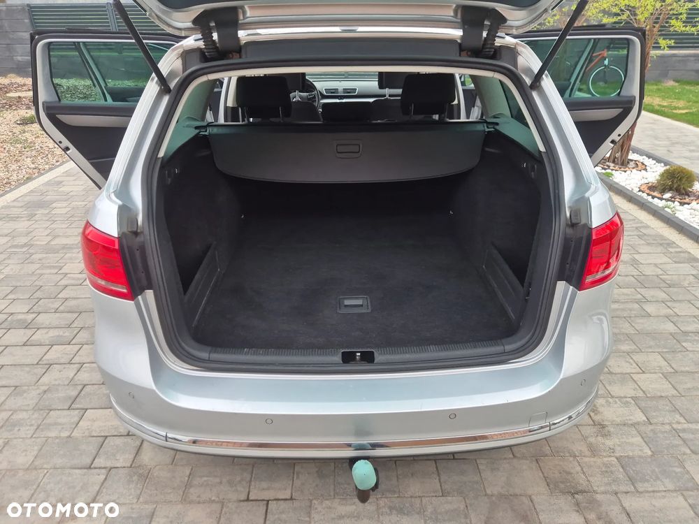 Volkswagen Passat 2.0 Blue TDI SCR Exclusive - 19