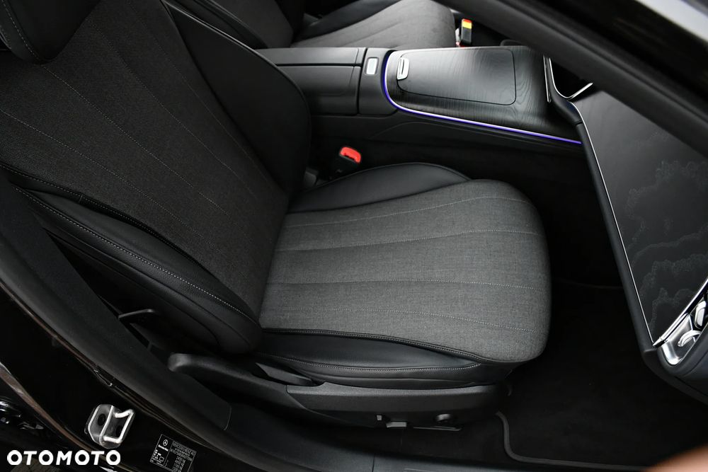 Mercedes-Benz Klasa E 200 Avantgarde - 19