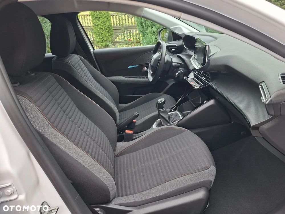 Peugeot 208 1.2 PureTech Style S&S - 8