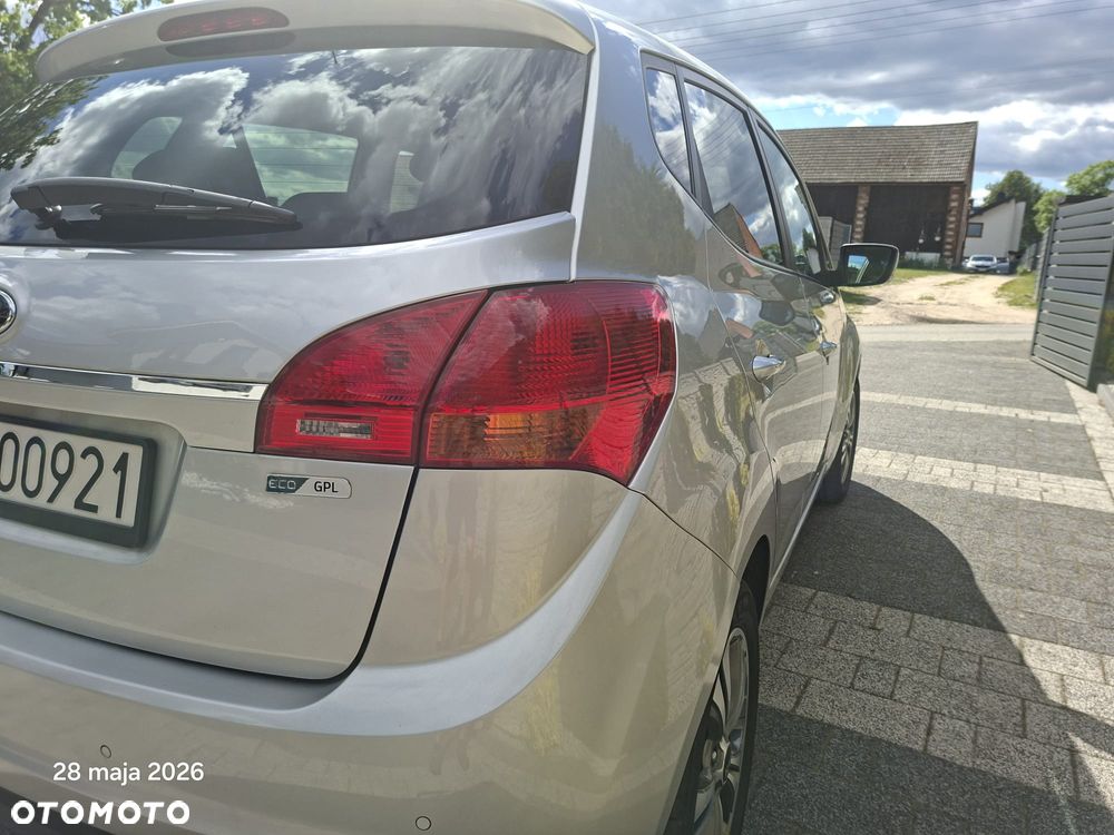 Kia Venga 1.4 CVVT Attract - 5