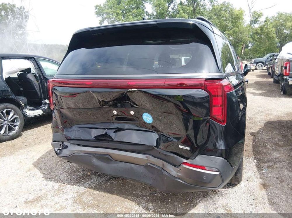 Kia Carnival - 6