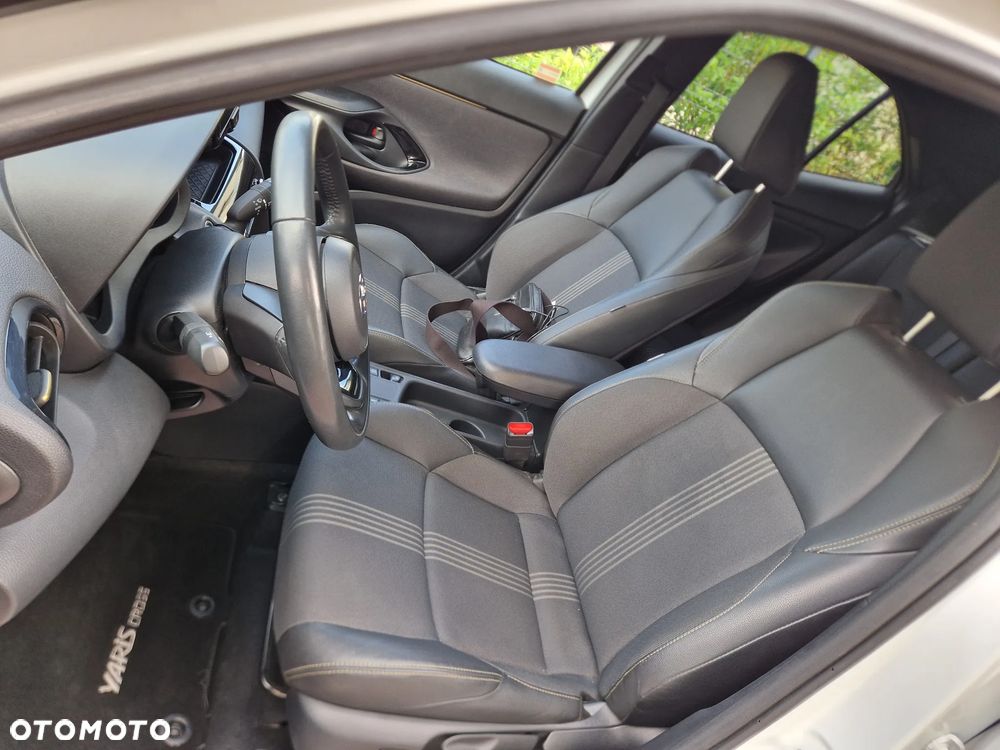 Toyota Yaris Cross Hybrid 1.5 Executive - 26