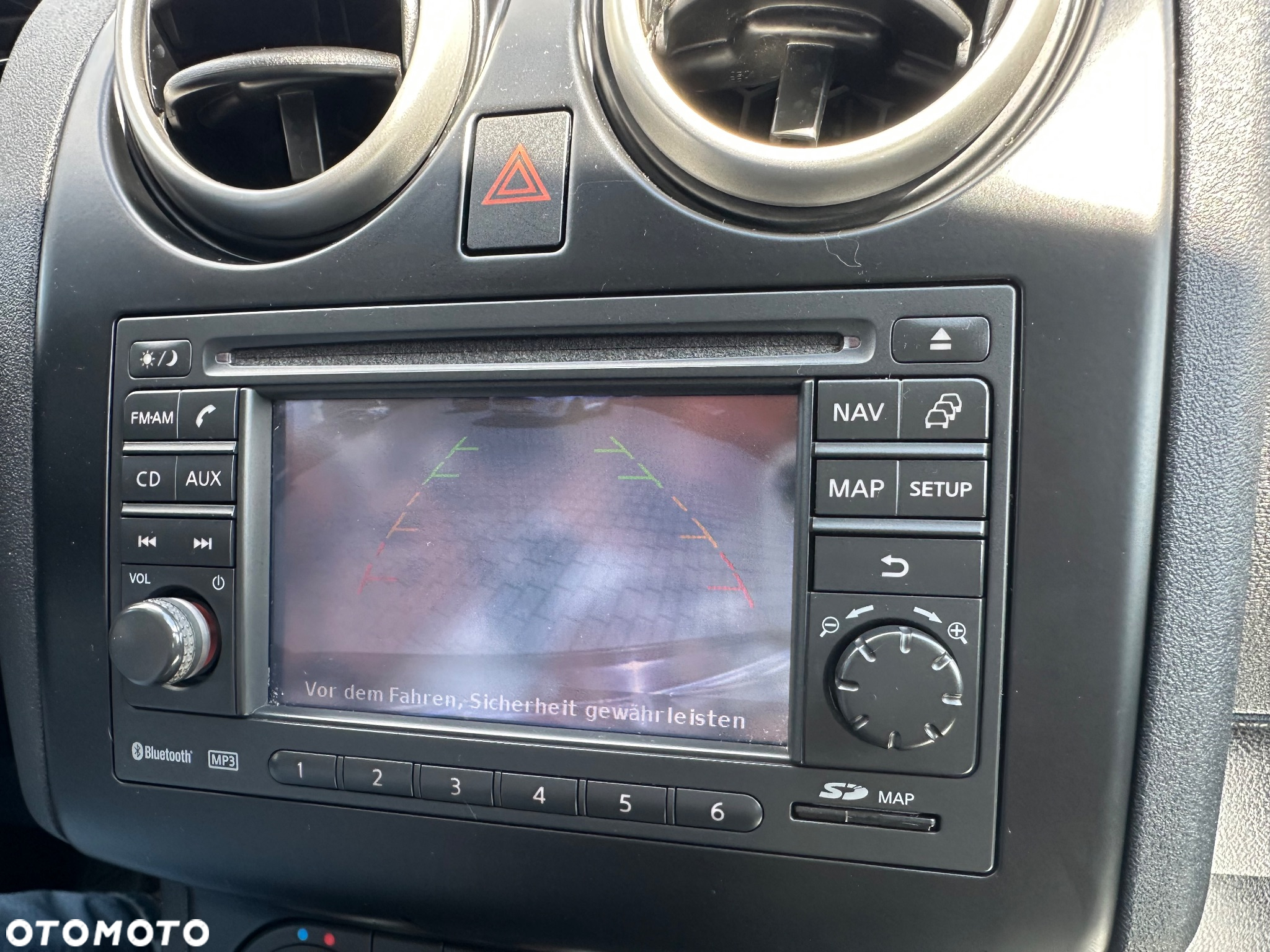 Nissan Qashqai 2.0 dCi DPF 4x4 tekna - 25