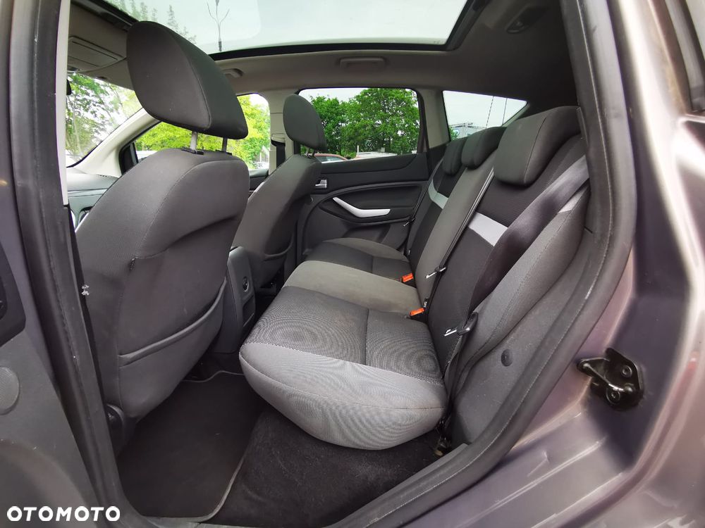 Ford Kuga 2.0 TDCi 2x4 Trend - 10