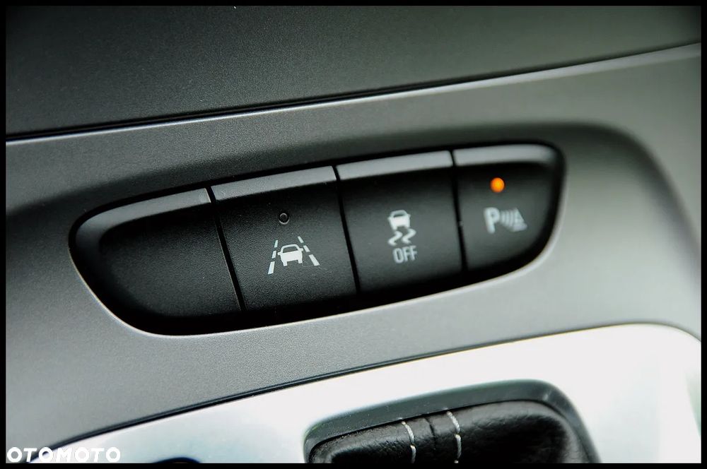 Opel Astra - 34