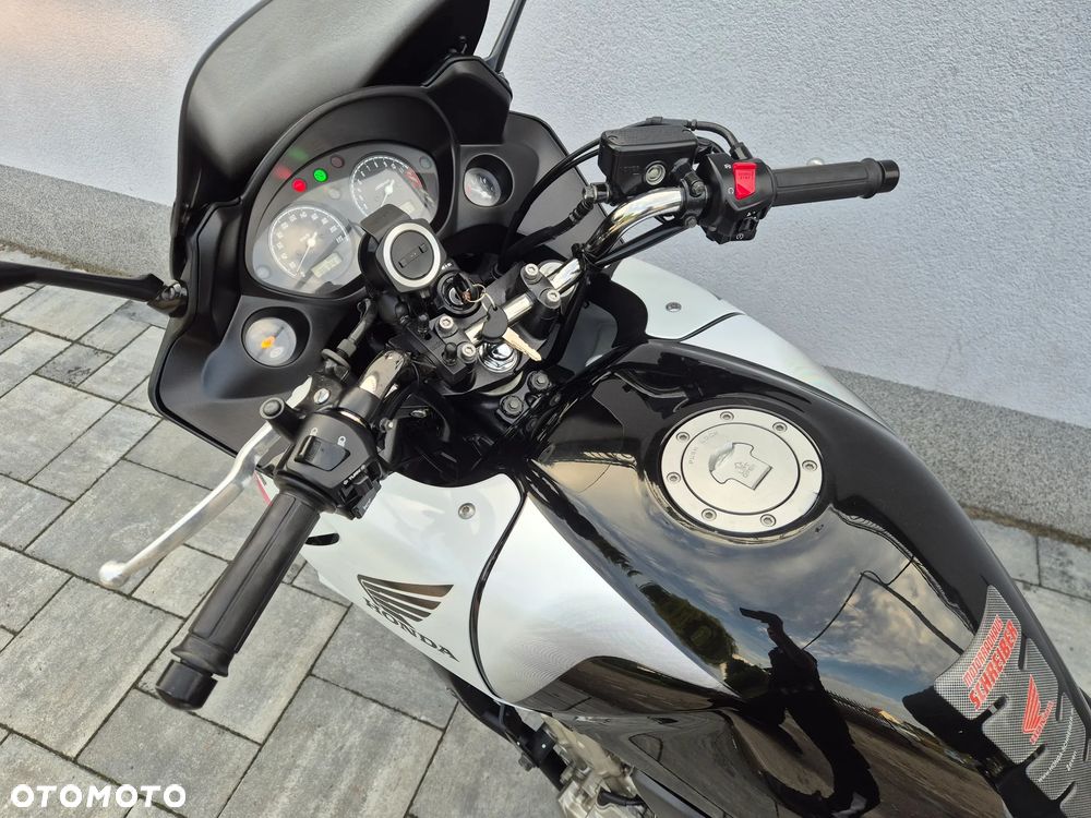 Honda CBF - 5