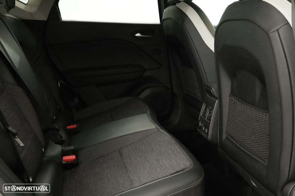 Renault Captur 1.0 TCe Techno Bi-Fuel - 24