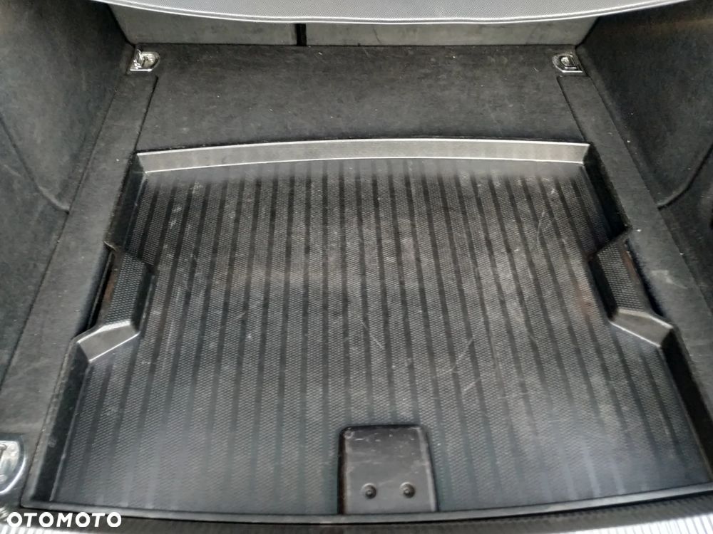 Audi A4 - 12