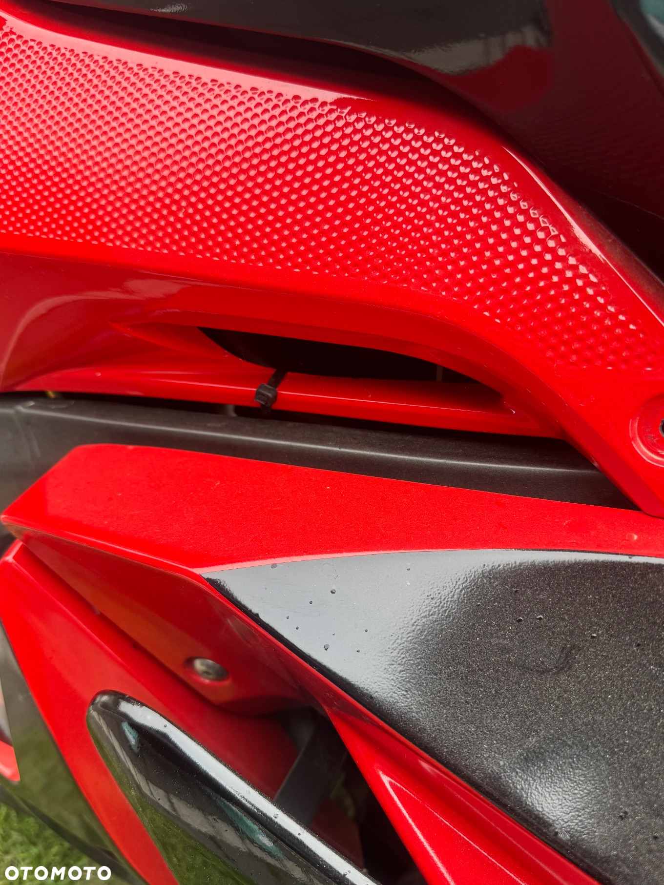 Yamaha YZF - 8