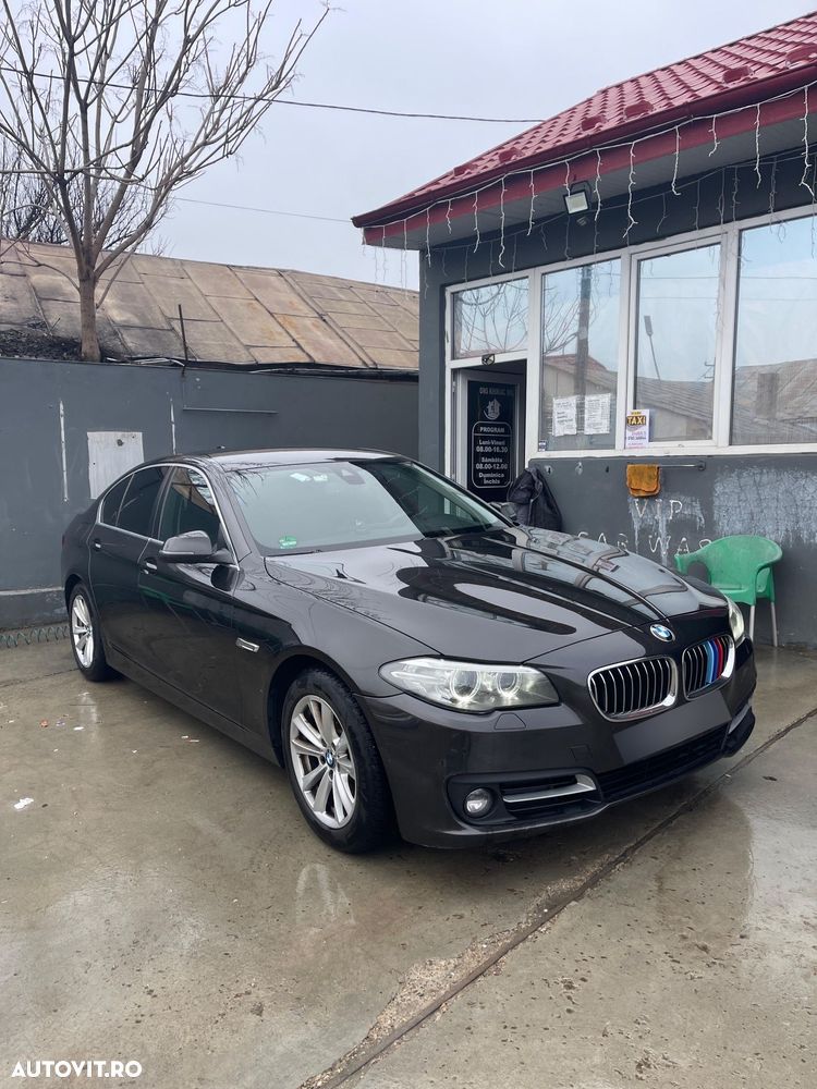 BMW Seria 5 520d Aut. Luxury Line - 19