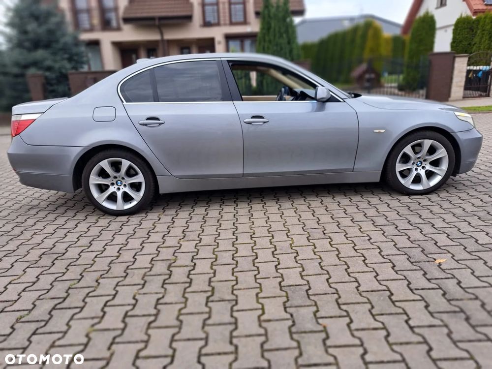 BMW Seria 5 520d - 8