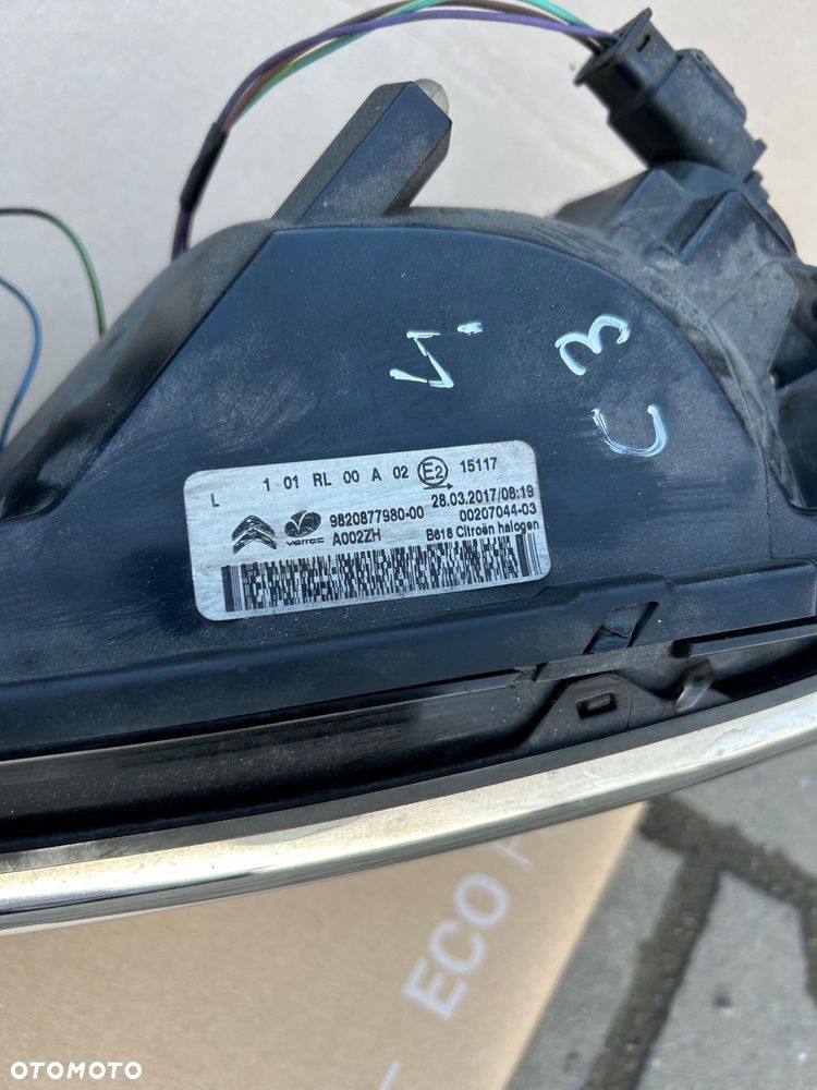 Citroen C3 III halogen lewy lampa górna zwykła 9820877980  9820878080 - 4