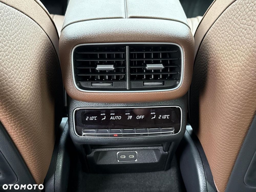 Mercedes-Benz GLE - 18