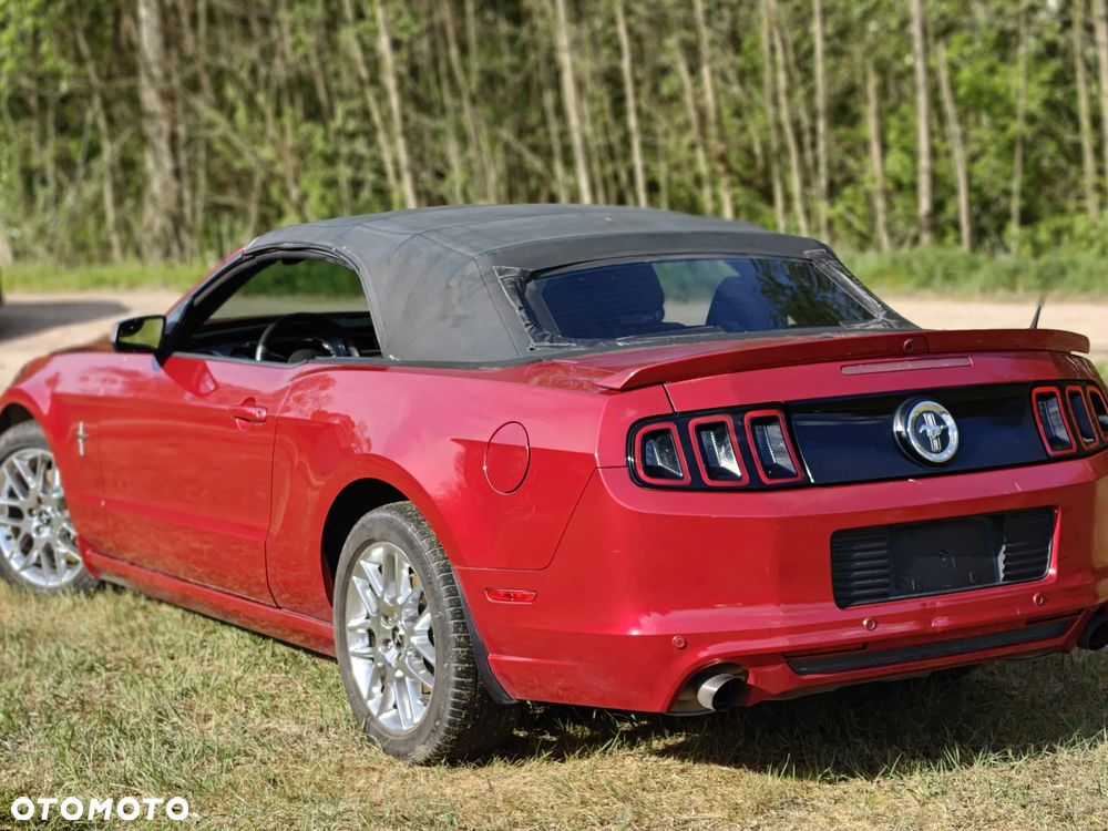Ford Mustang 3.7 V6 Premium - 6