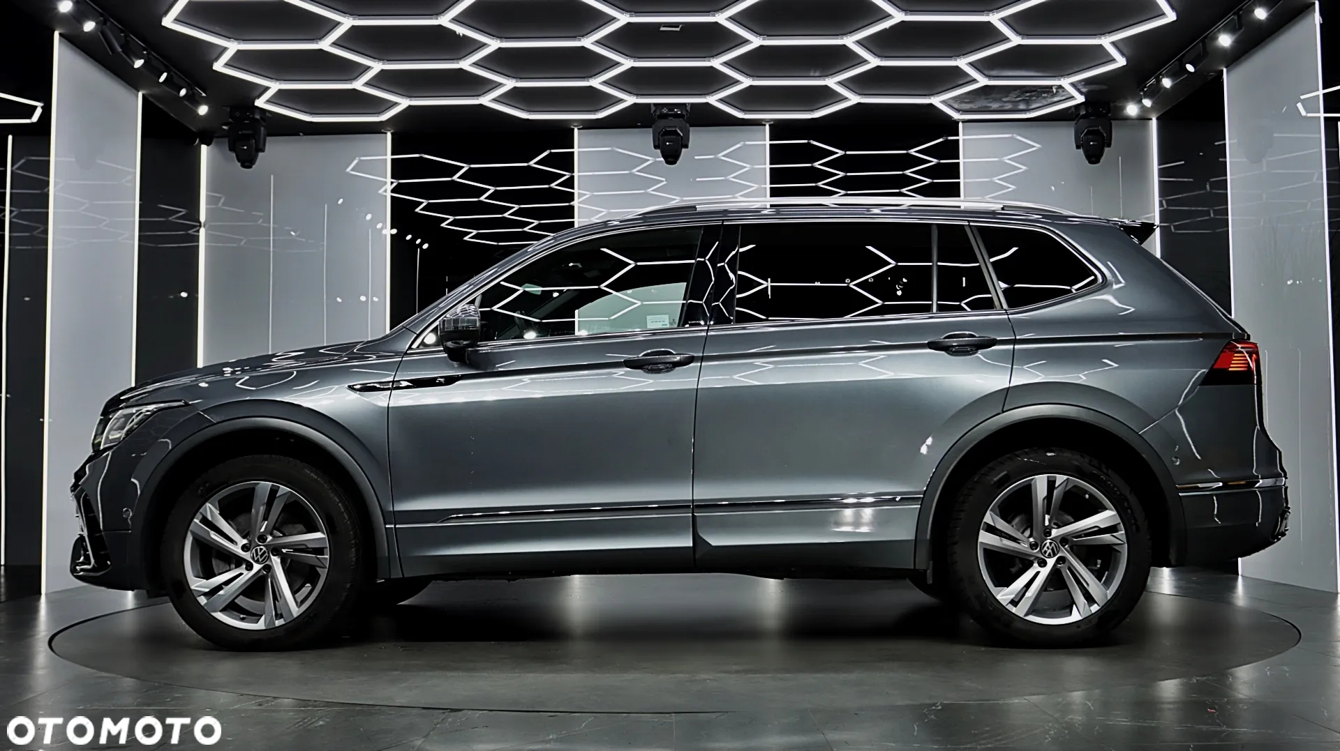 Volkswagen Tiguan Allspace 2.0 TSI 4Mot R-Line DSG - 5