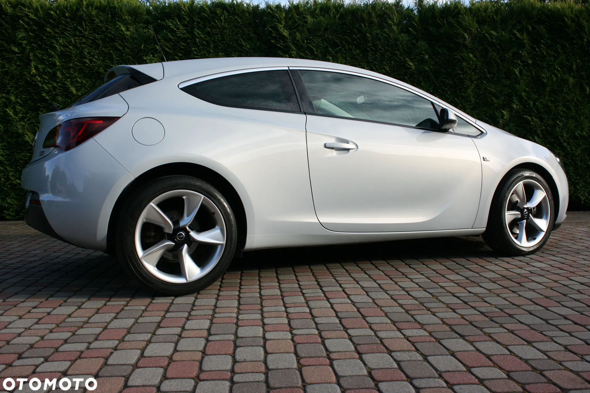 Opel Astra GTC 1.4 Turbo ecoFLEX Start/Stop - 26