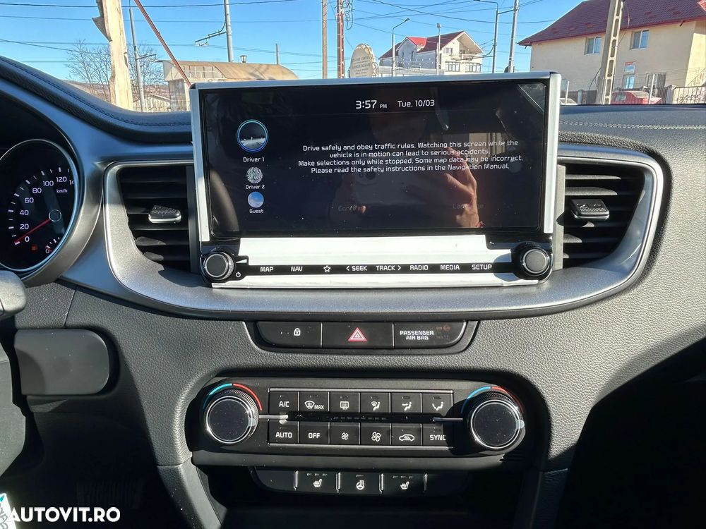 Kia XCeed 1.6 T-GDI 7DCT City - 29