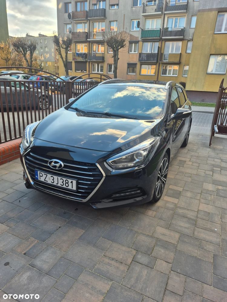 Hyundai i40 Kombi blue 1.7 CRDi DCT Premium - 1