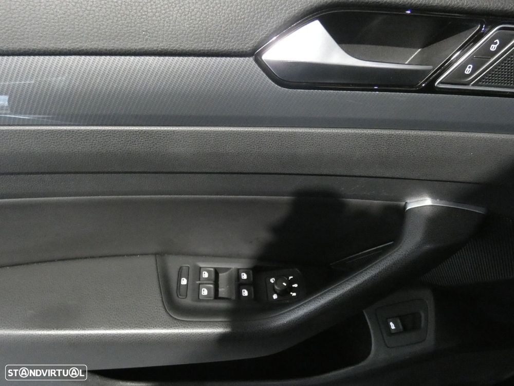 VW Arteon 2.0 TDI R-Line - 13