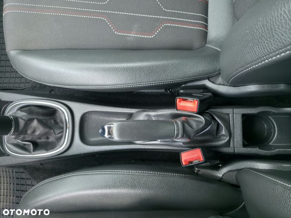 Opel Corsa 1.4 16V 150 Jahre - 22