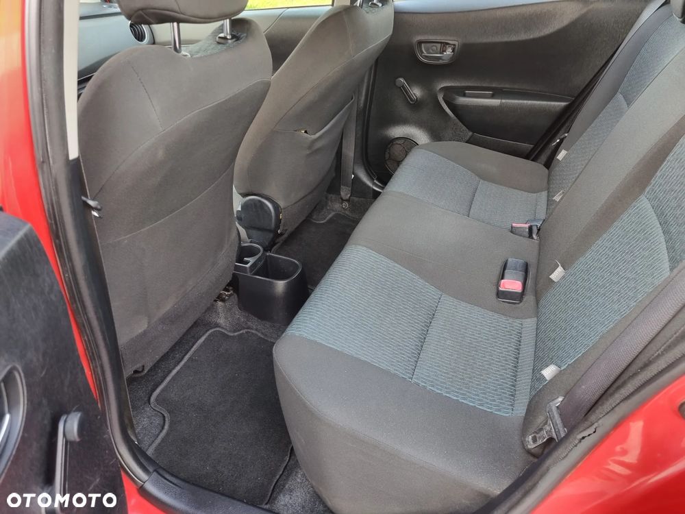 Toyota Yaris 1.33 VVT-i Comfort - 17