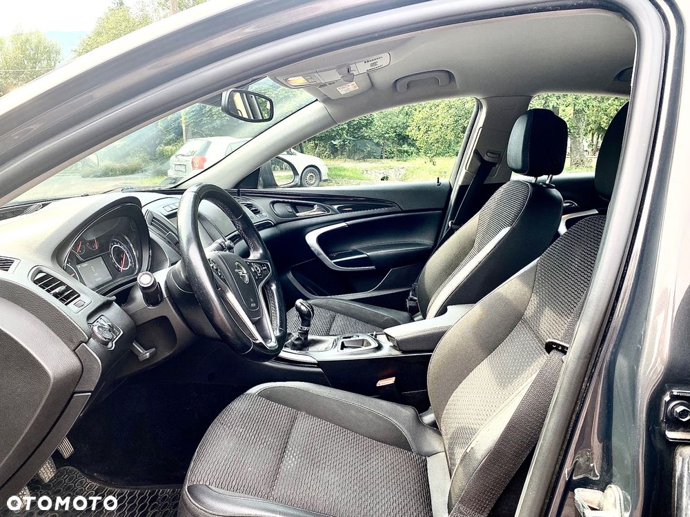 Opel Insignia 1.4 T Cosmo S&S - 16