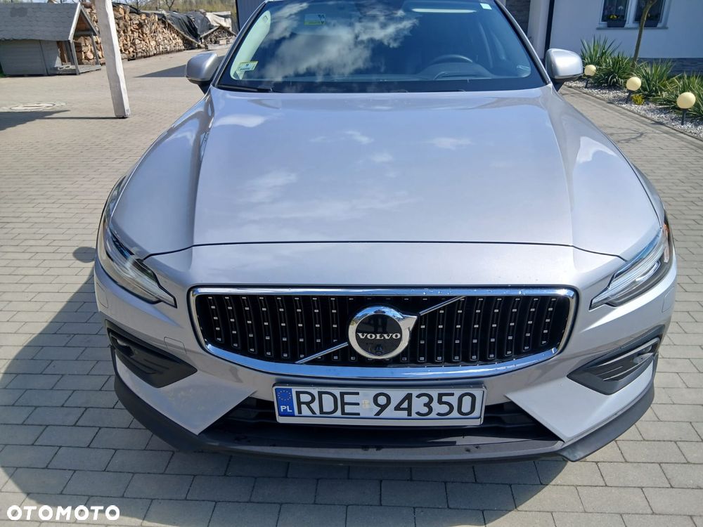Volvo V60 Cross Country - 2