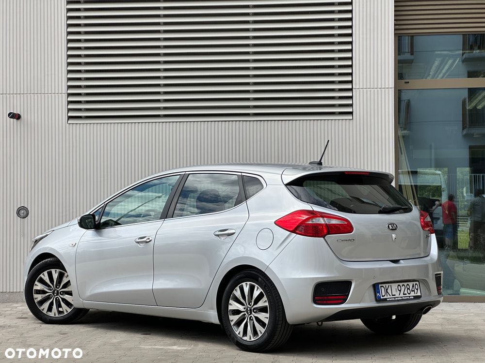 Kia Ceed 1.6 CRDi L Business Line - 4