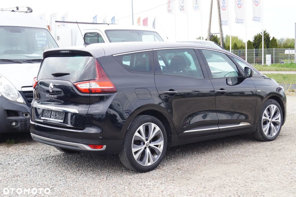 Renault Grand Scenic - 9