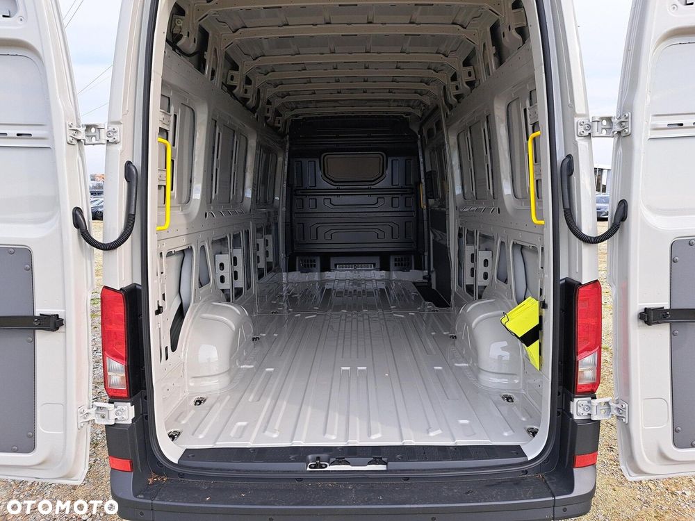 Volkswagen Crafter - 27
