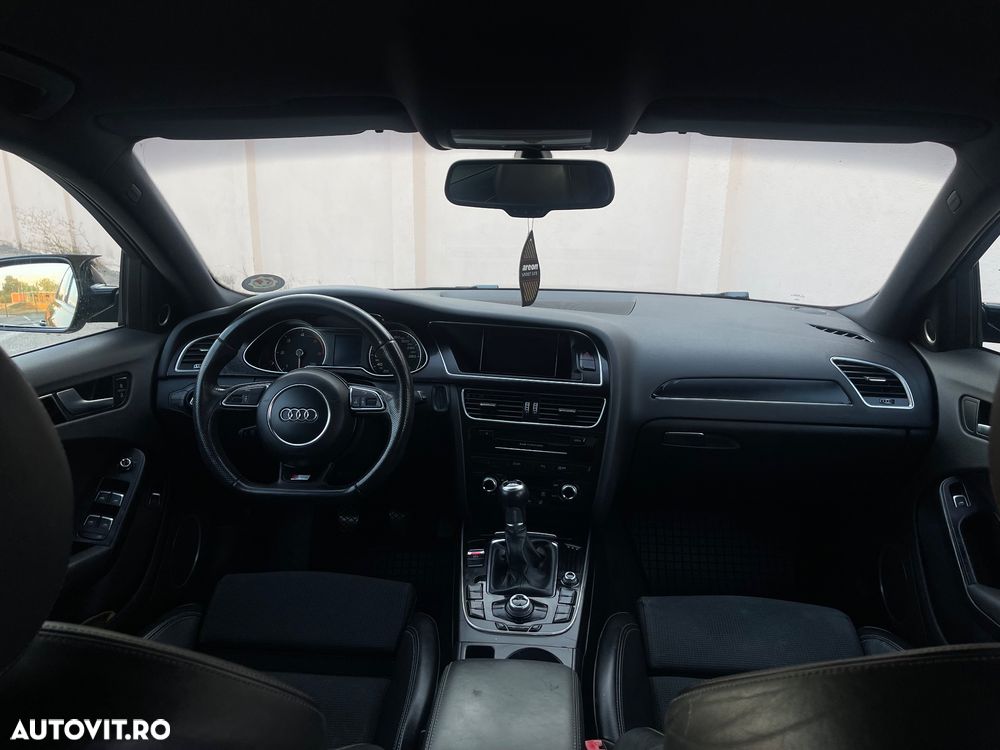Audi A4 Limuzina 2.0 TDI - 5