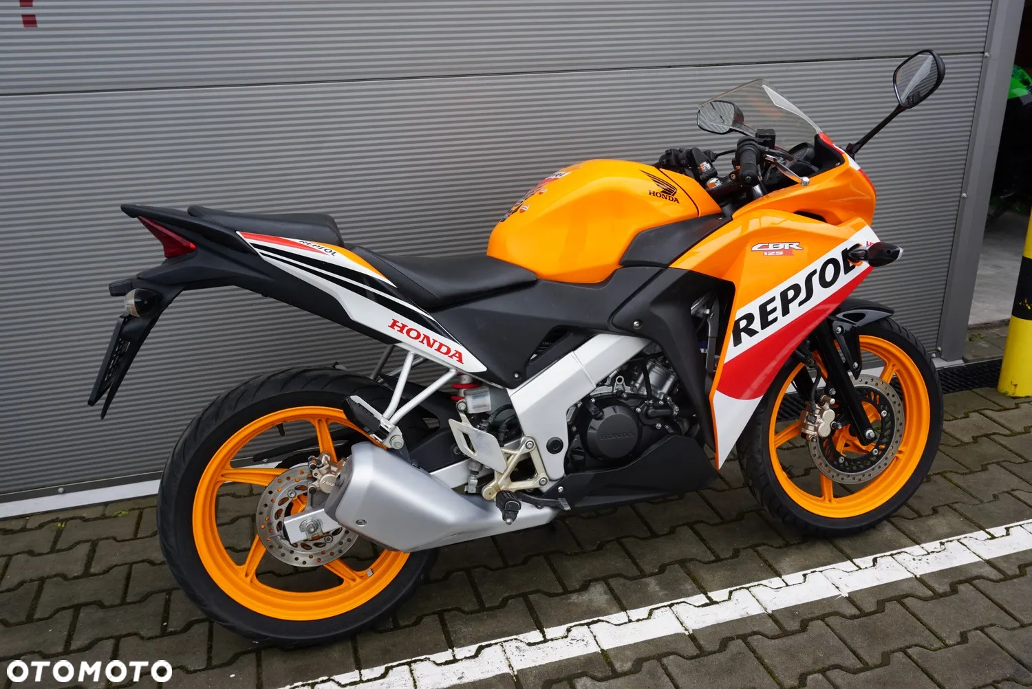 Honda CBR - 3