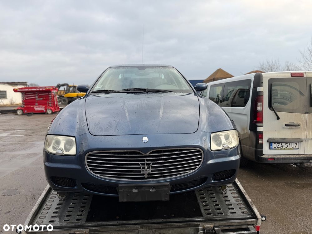 Maserati Quattroporte - 2