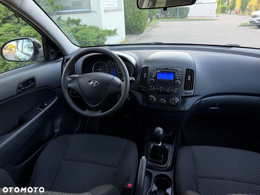 Hyundai i30 1.4 FIFA WM Edition - 33