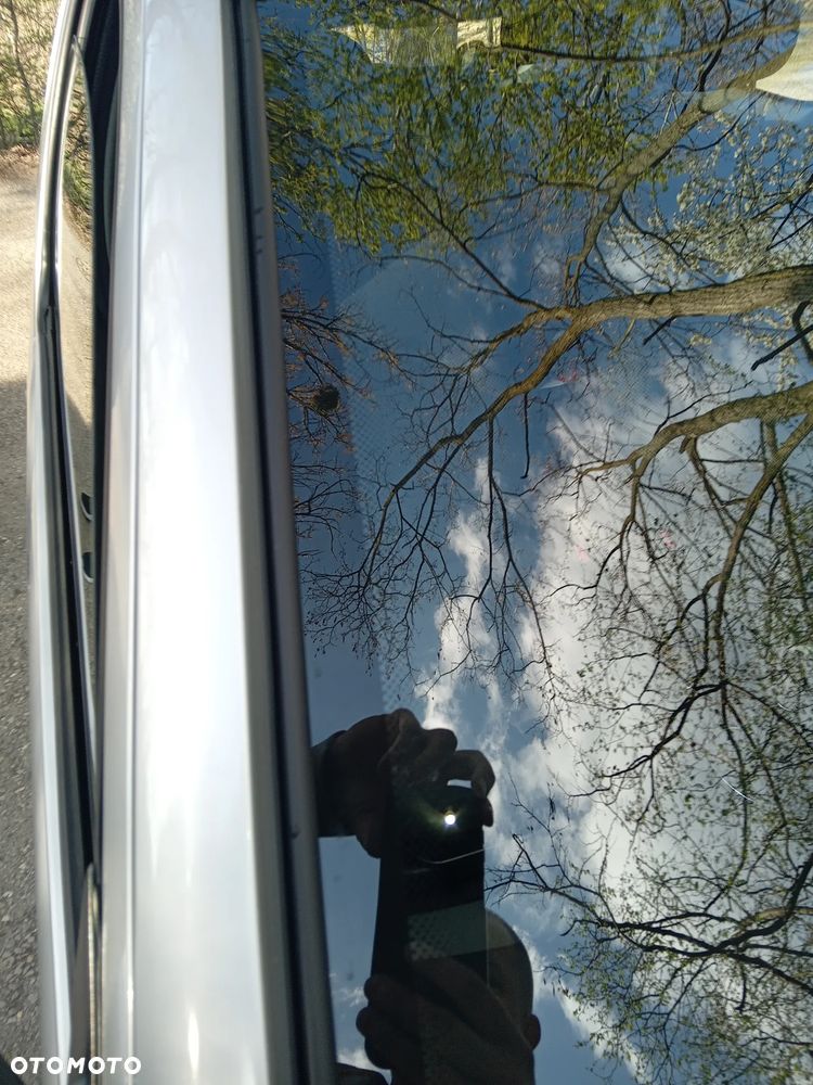 Toyota Yaris 1.3 Terra Plus - 30