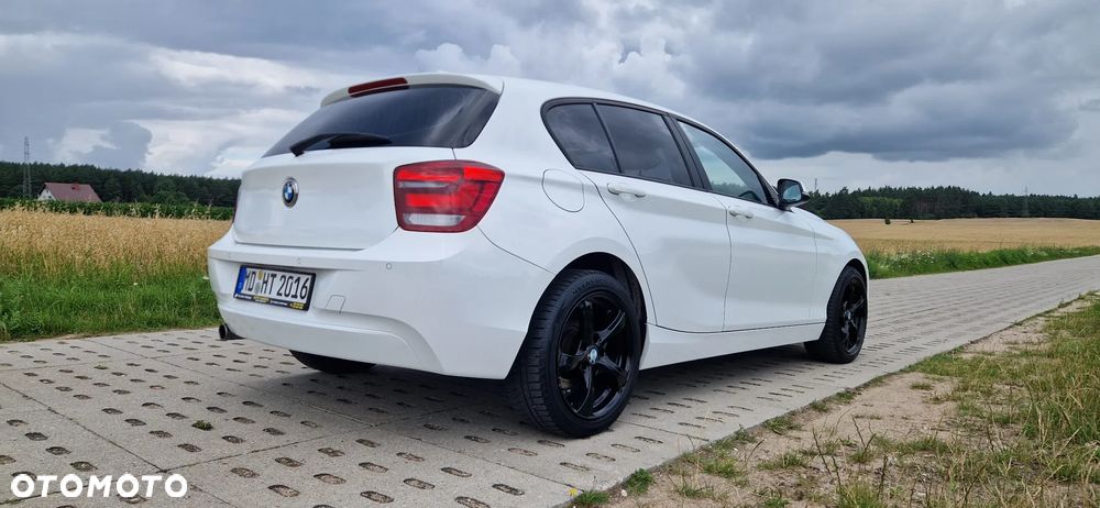 BMW Seria 1 116i - 15