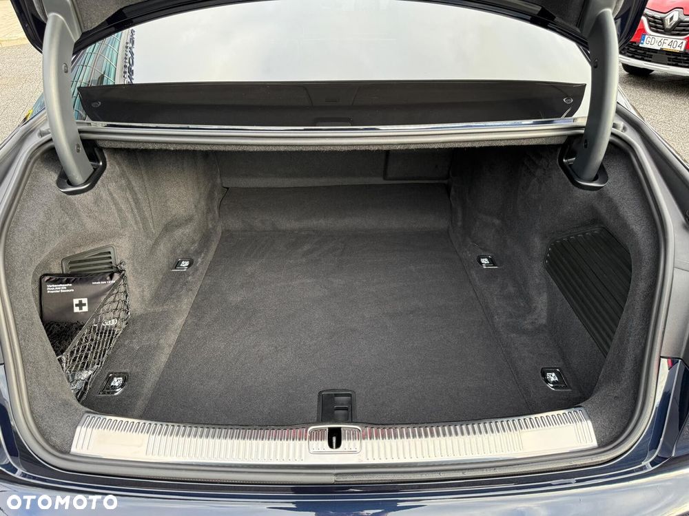 Audi A8 - 22