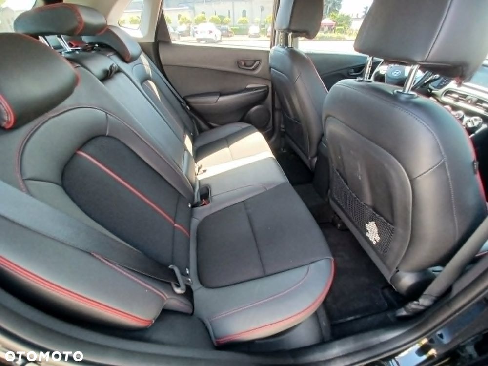 Hyundai Kona - 25