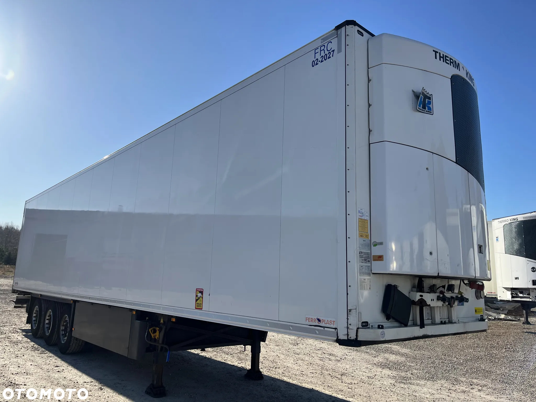 Schmitz Cargobull SKO - 8
