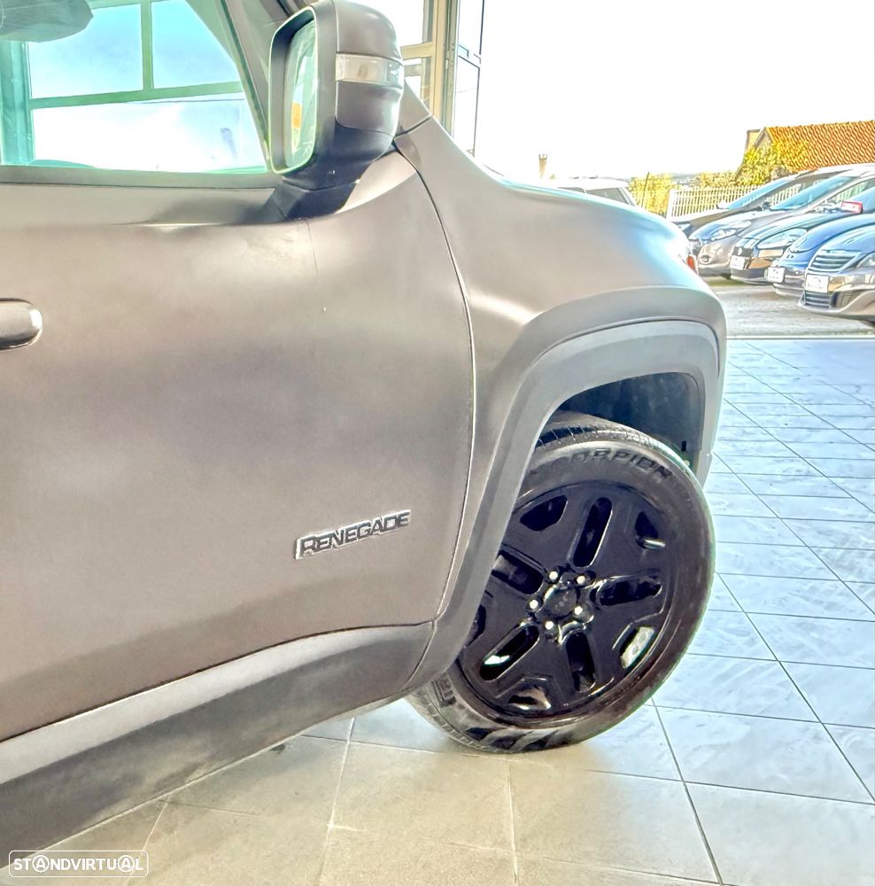 Jeep Renegade 1.6 MultiJet Night Eagle - 12