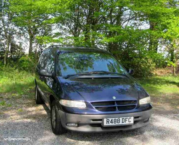 Chrysler Grand Voyager III 2.5 TD para peças - 1