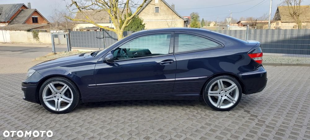 Mercedes-Benz CLC - 24