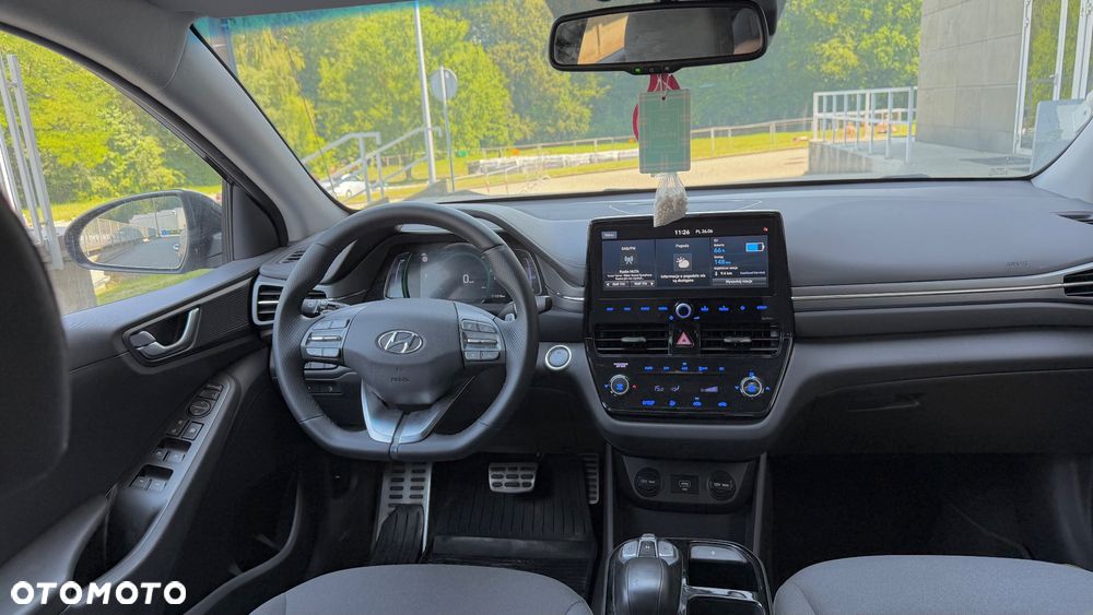 Hyundai IONIQ - 5