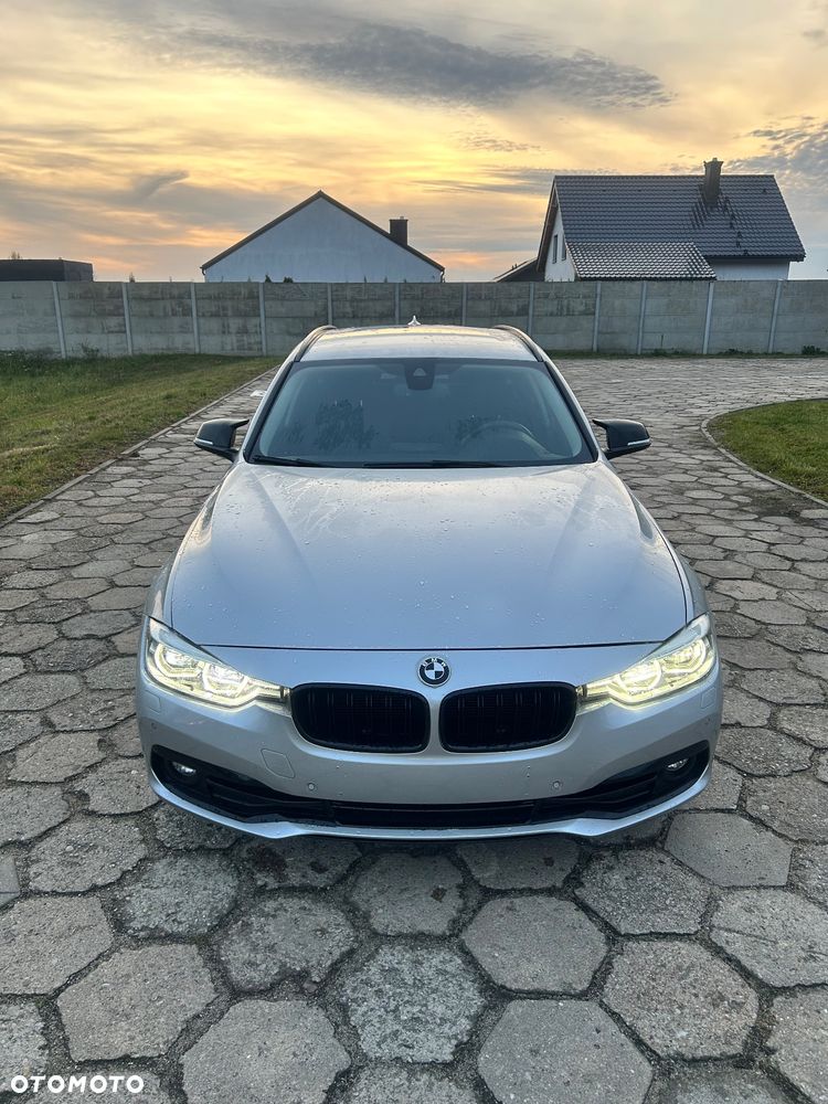 BMW Seria 3 320d Sport Line Shadow - 4