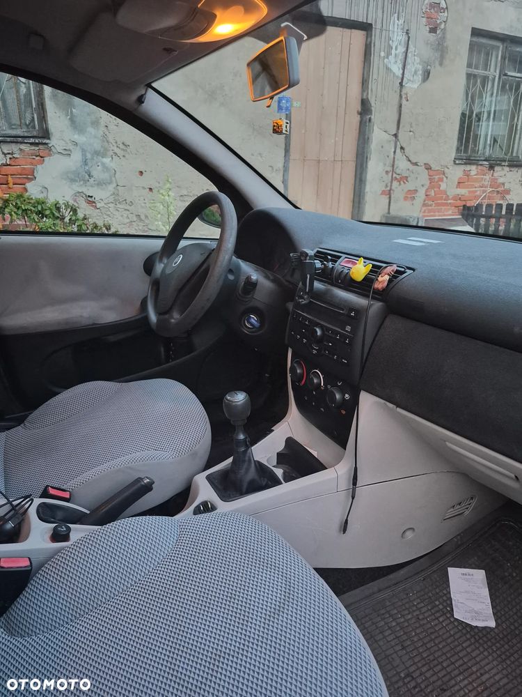 Fiat Stilo 1.6 16V Actual - 12