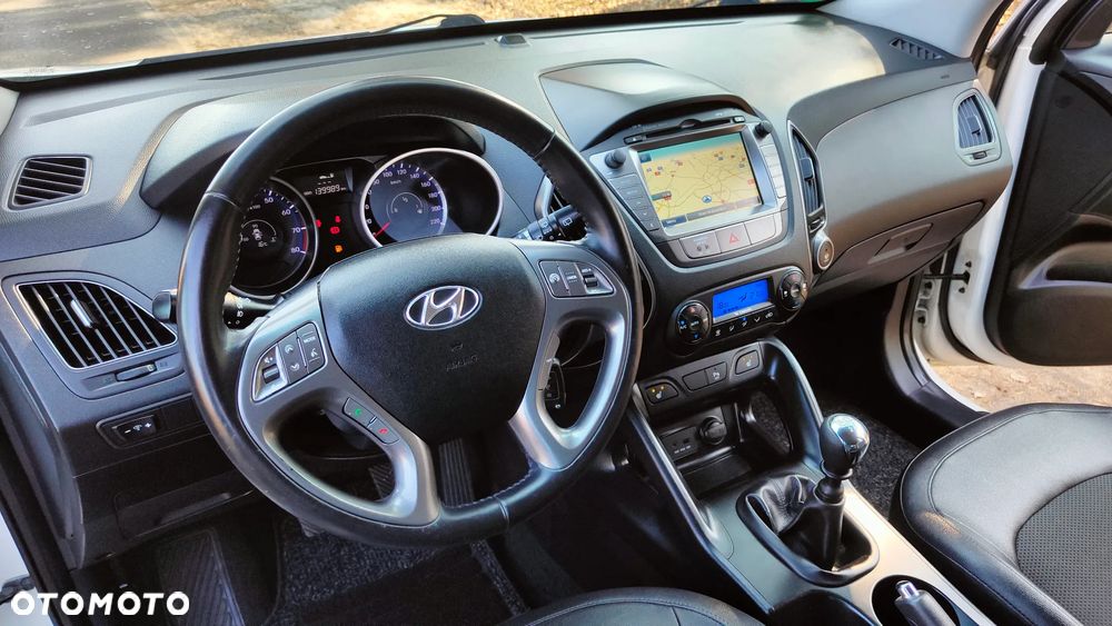 Hyundai ix35 blue 1.6 2WD Finale Gold - 22