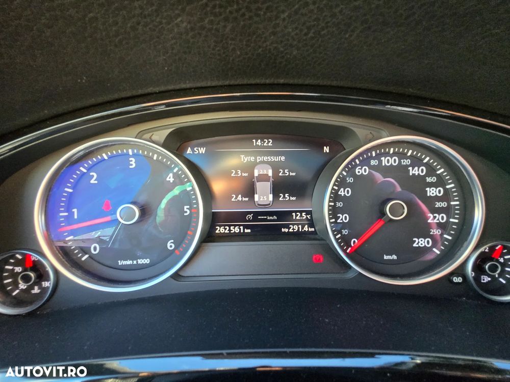Volkswagen Touareg 3.0 V6 TDI BMT - 6